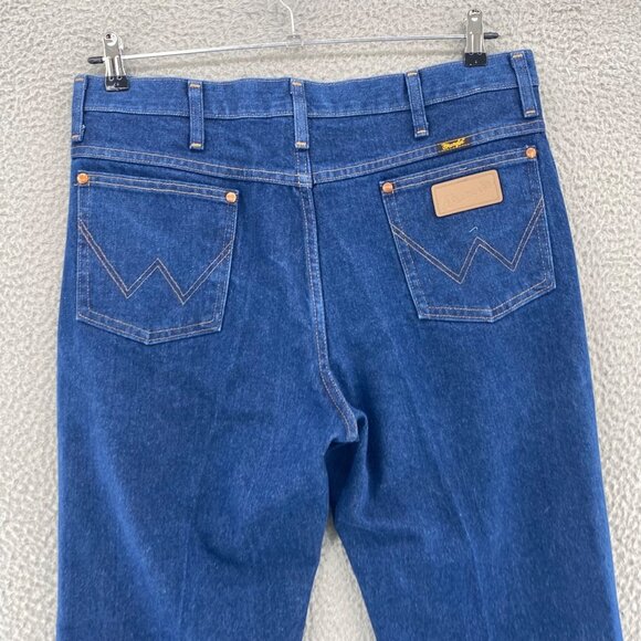 Wrangler Jeans Mens 36x30 Blue Medium Wash Denim Cowboy Cut Slim Everyday Casual - Picture 4 of 10